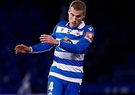 El exnazarí Álex Bergantiños, en la temporada del descenso con el Deportivo.