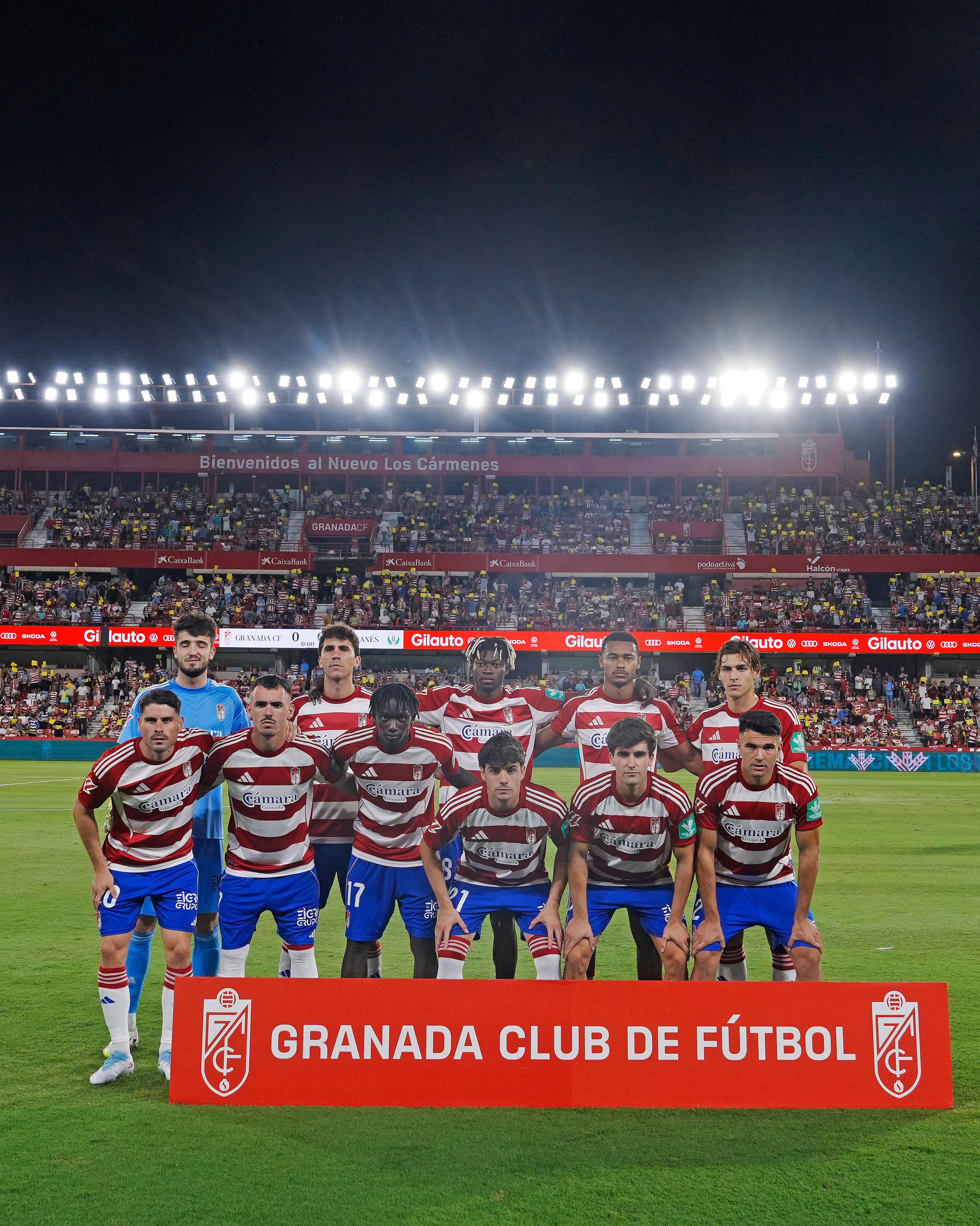 El once inicial del Granada contra el Leganés.