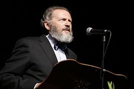 Tito escribió la «Guía de Semana Santa en Granada».