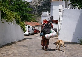 El desconocido pueblo andaluz con un pequeño Albaicín y su propio Caminito del Rey