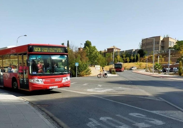 El credibús con descuento para estudiantes de la UGR funcionará hasta final de año