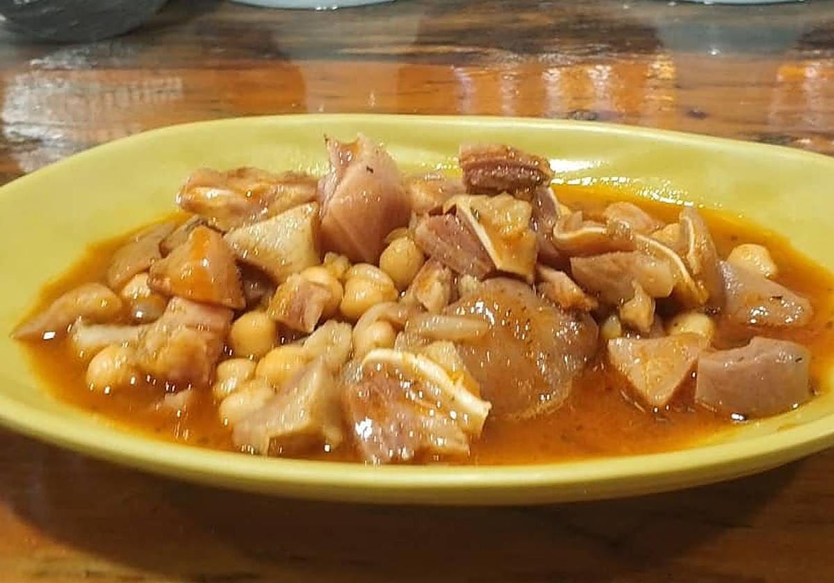 Patio Salao: tradición, calidad y el sabor de casa en Roquetas de Mar