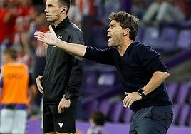 Rubi expresa en su gesto la fe en la reacción, pero también la urgencia que se añade por la racha.,