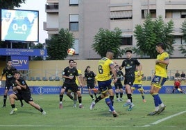 Un lance del partido en Los Arcos.