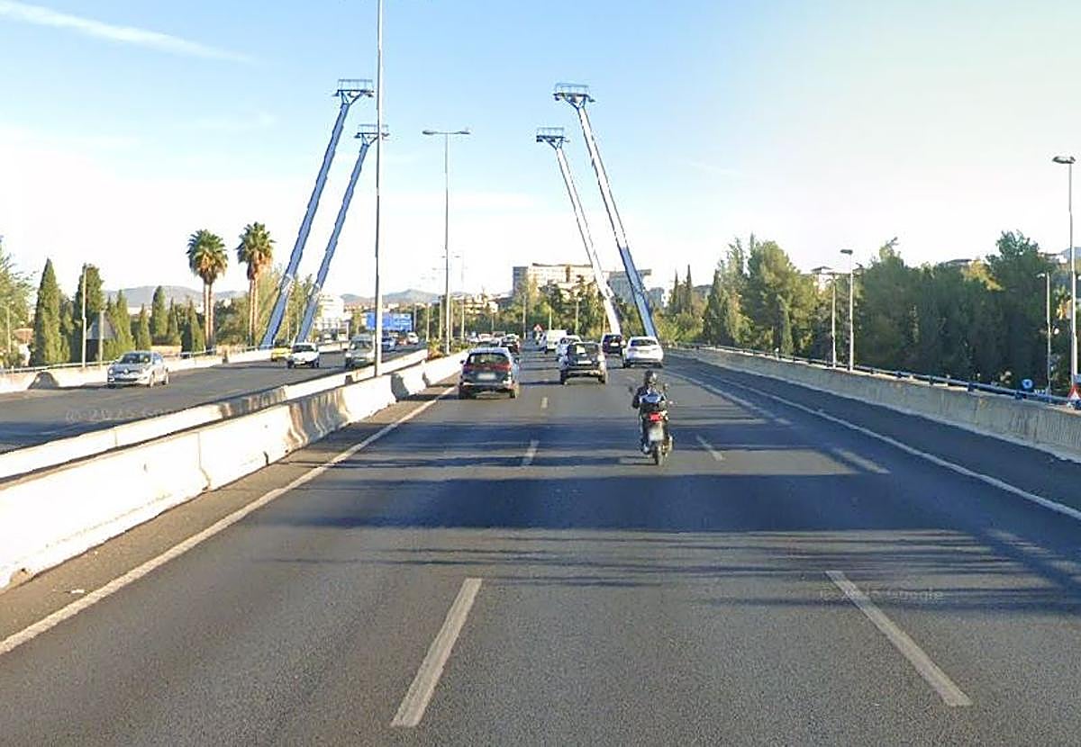Lugar del accidente en la GR-30 de Granada.