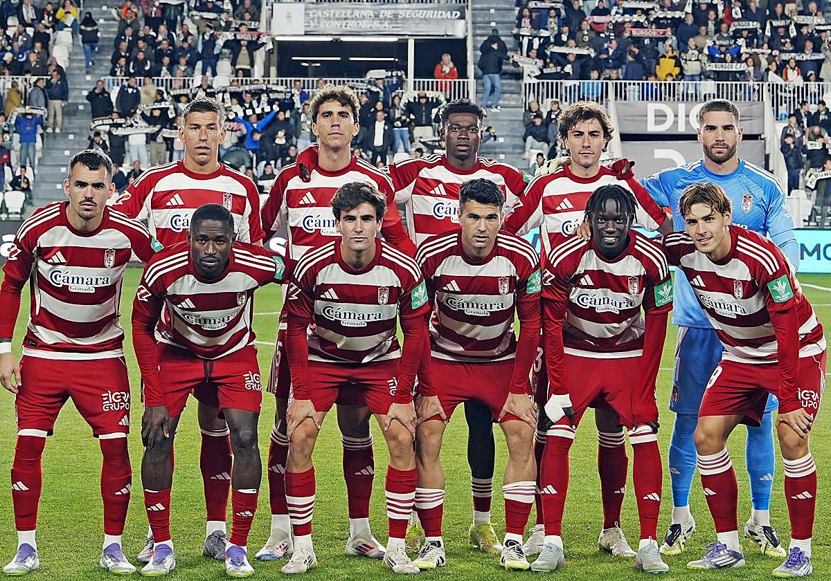 Jugadores del Granada, en Burgos.