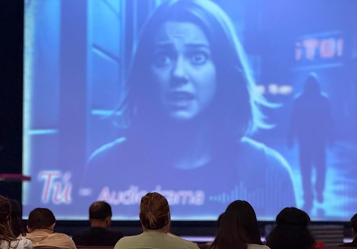 Imagen principal - Llega a Granada un audio drama inmersivo para sentirse en la piel de una mujer maltratada