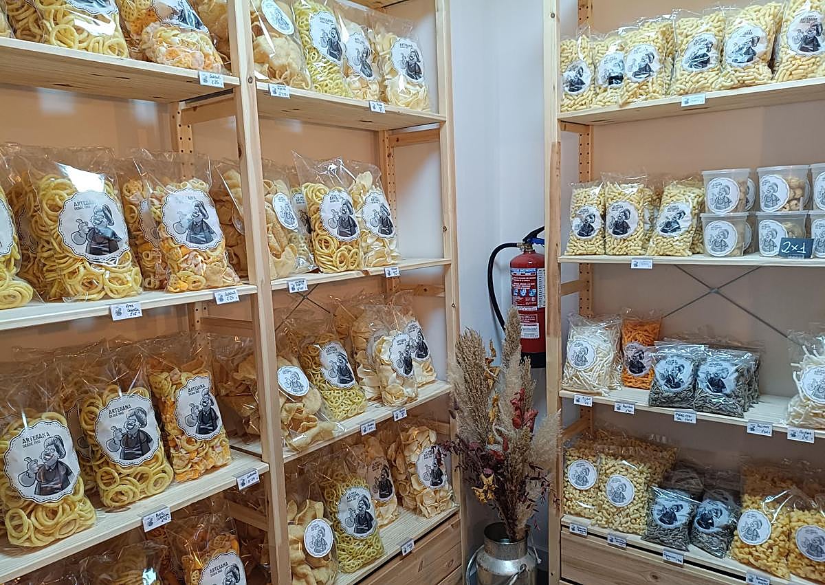 Imagen secundaria 1 - TIenda de Conchifrit en el centro de Granada. 