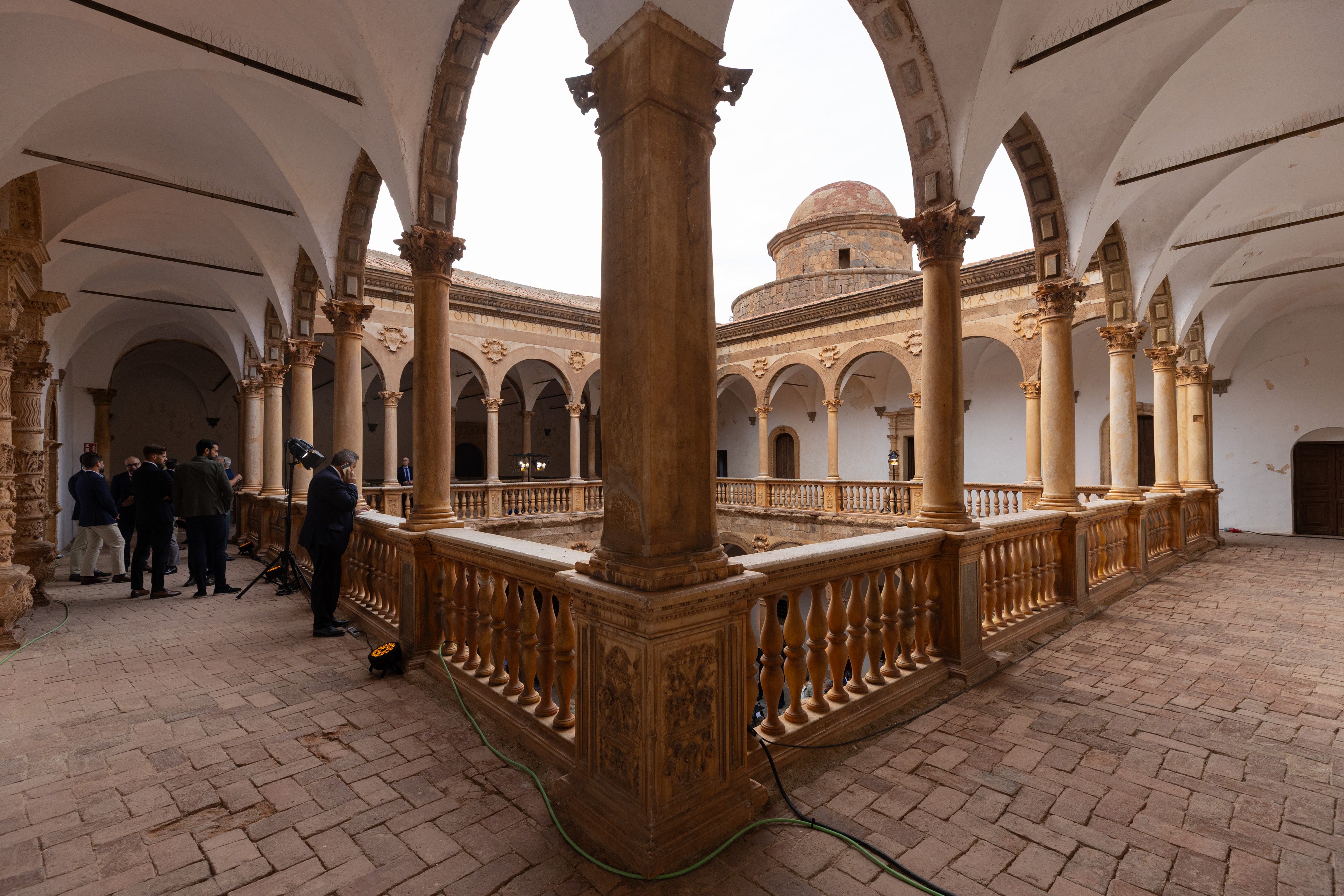 Las imágenes de la inauguración del castillo de La Calahorra este miércoles