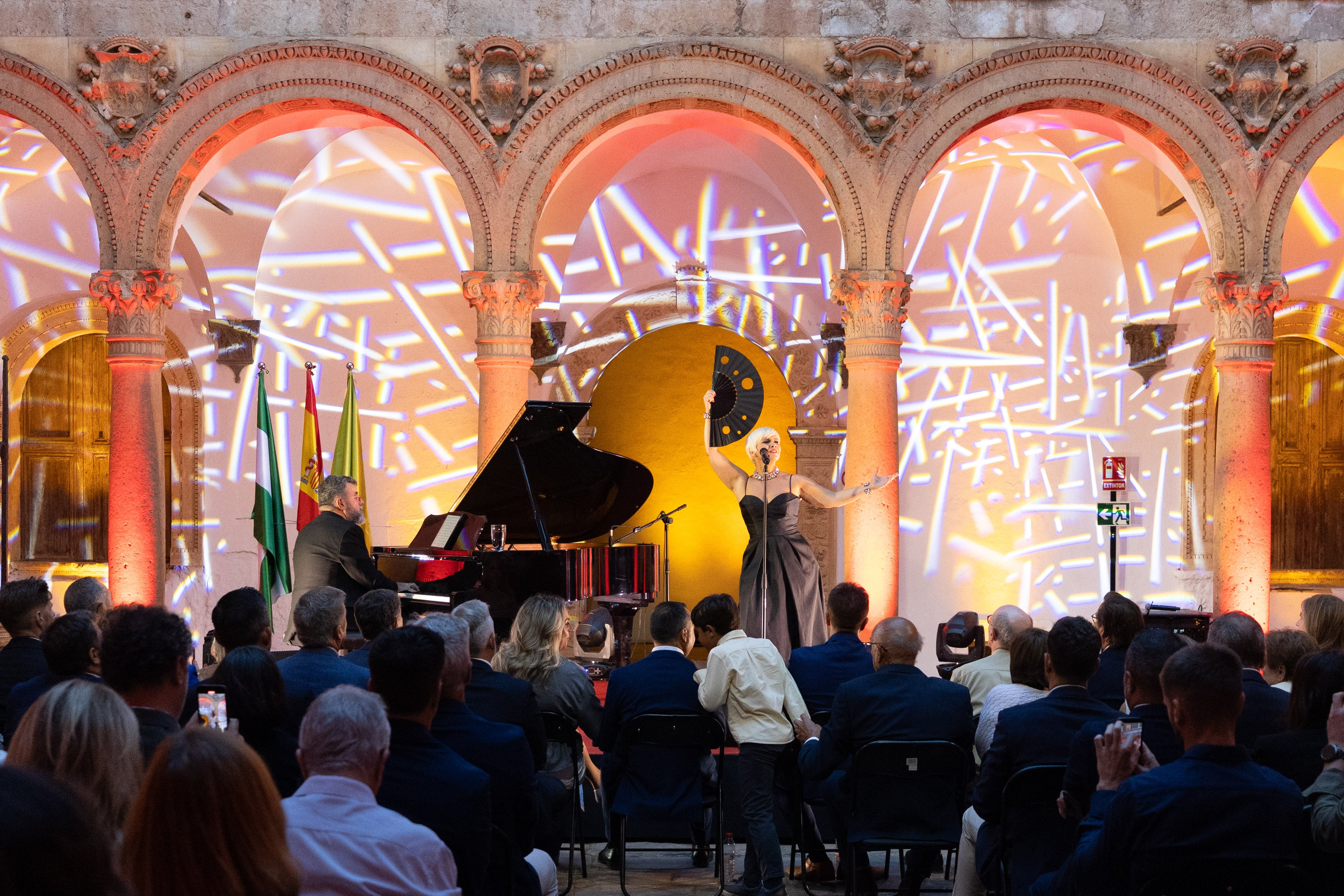 Las imágenes de la inauguración del castillo de La Calahorra este miércoles