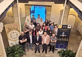 Visita del IES Los Cerros de Úbeda a un espacio cultura dependiente de la Junta.