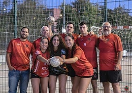 Directiva, cuerpo técnico y parte de los equipos masculino y femenino del Ciudad de Granada.