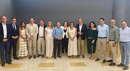 Carmen Crespo, con representantes de COAG.