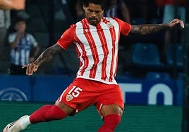 Aridane, durante su debut con el Almería en Valladolid.