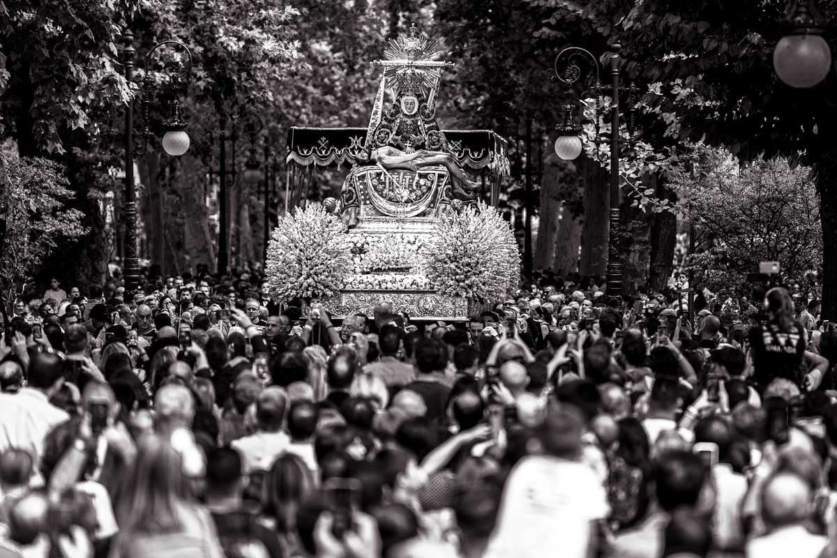 Las imágenes más íntimas de la procesión de la Virgen de las Angustias
