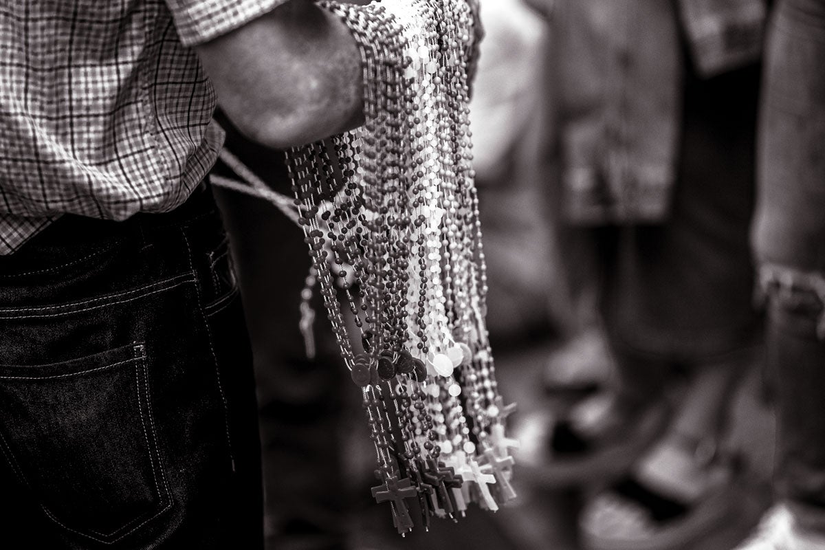 Las imágenes más íntimas de la procesión de la Virgen de las Angustias