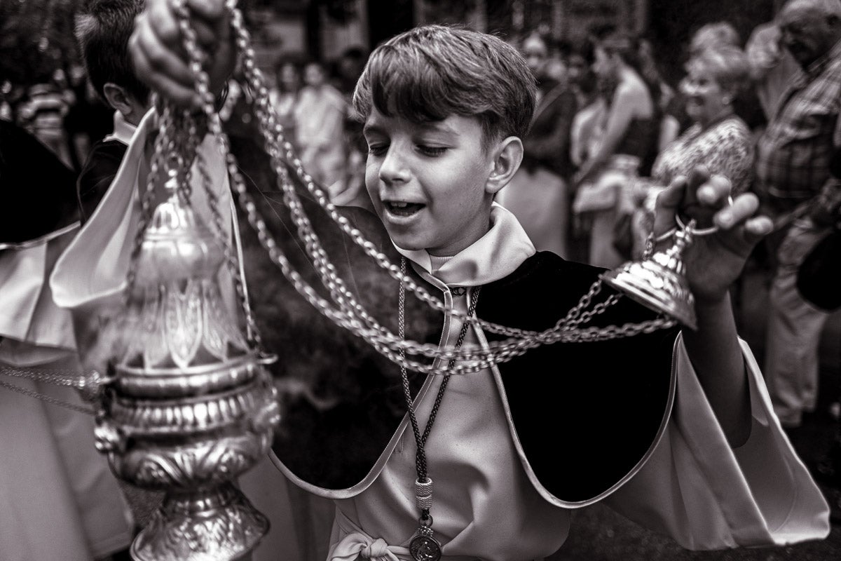 Las imágenes más íntimas de la procesión de la Virgen de las Angustias
