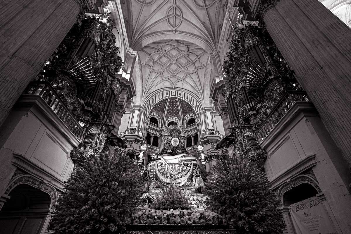 Las imágenes más íntimas de la procesión de la Virgen de las Angustias