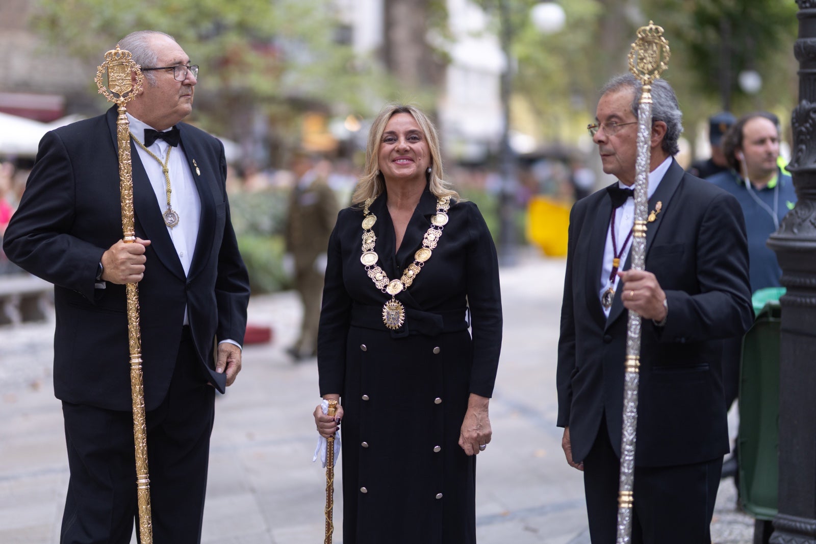 Las imágenes de la procesión de la Patrona por las calles de Granada