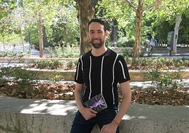 El poeta y profesor granadino Gerardo Rodríguez Salas.