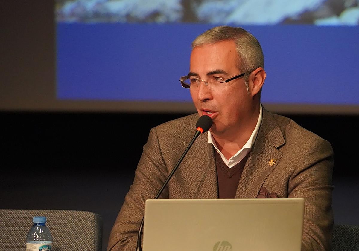 Antonio Campos durante un acto público.