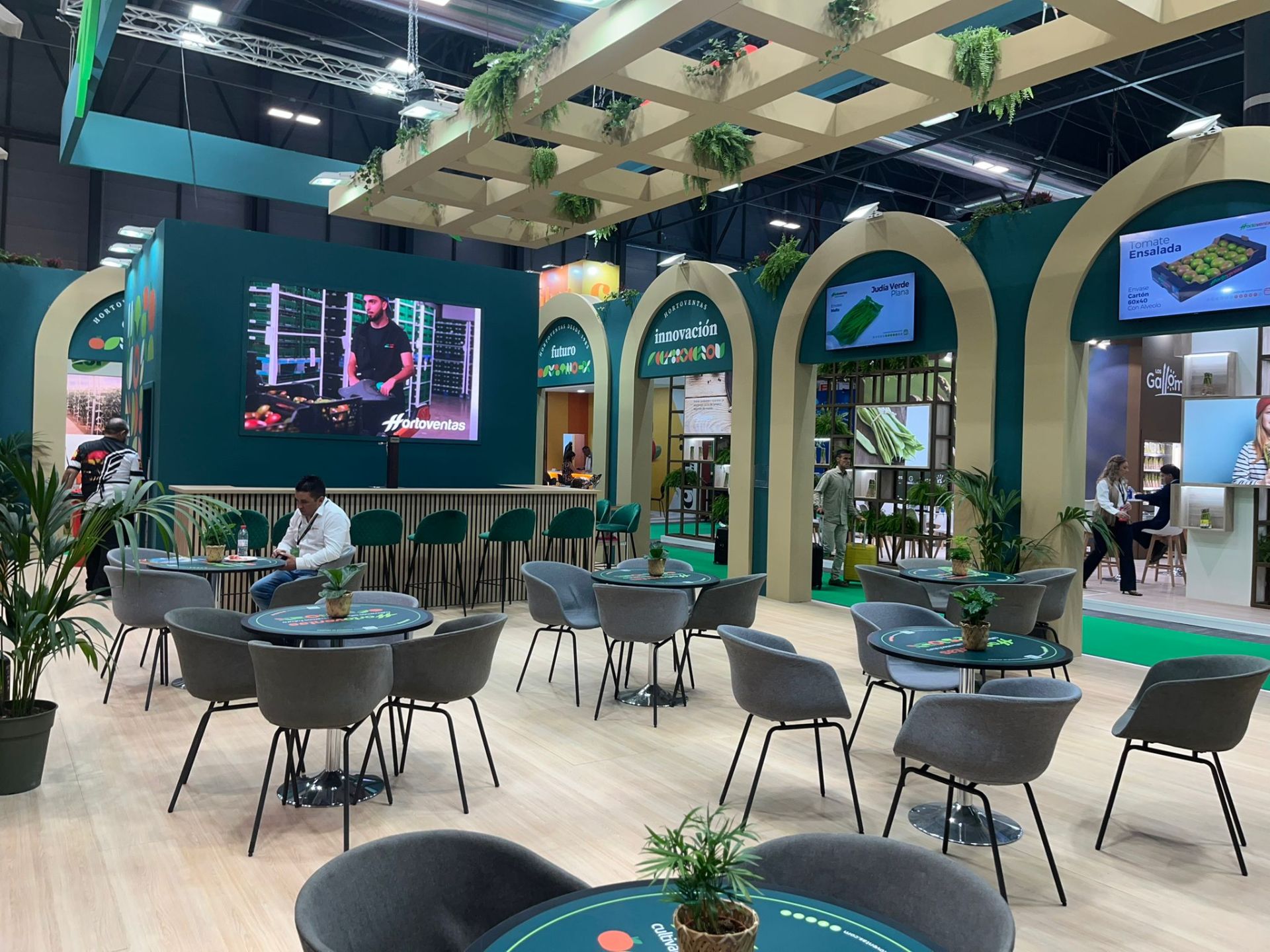 Almería se viste para el mejor escaparate de la agricultura, en Madrid