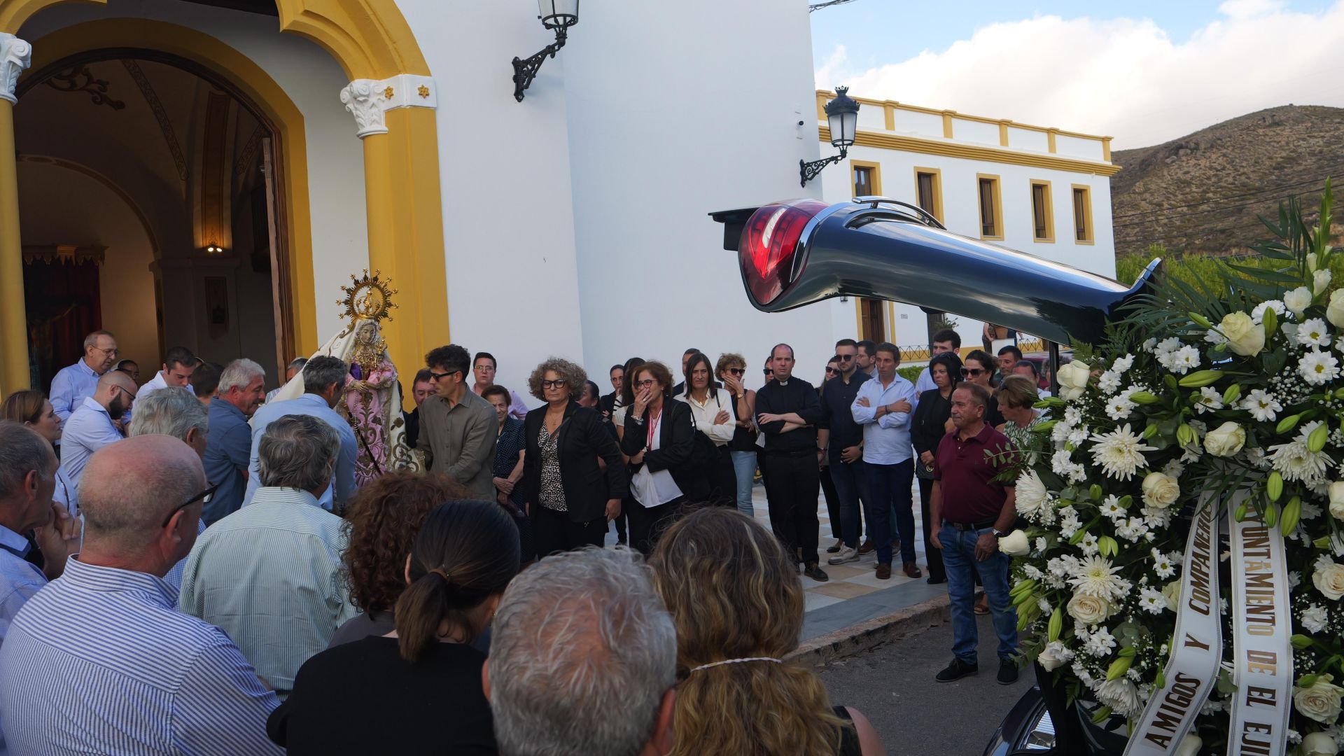 Las imágenes del entierro de Antonio Campos en Berja