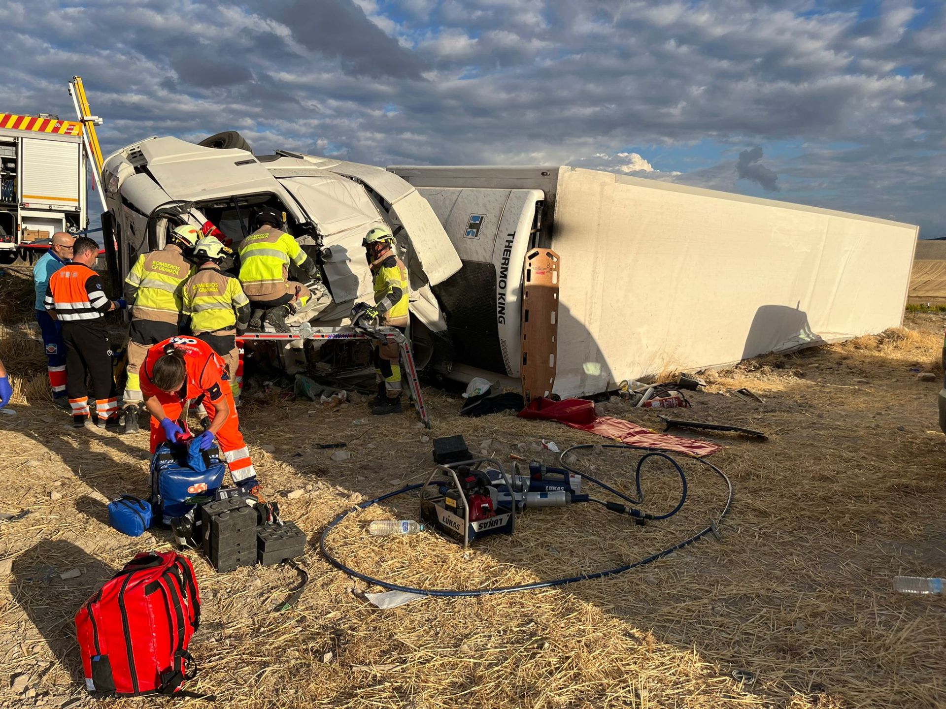 Actuación de los equipos sanitarios en el lugar de los hechos