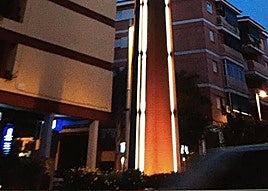 Obelisco que ha provocado la polémica