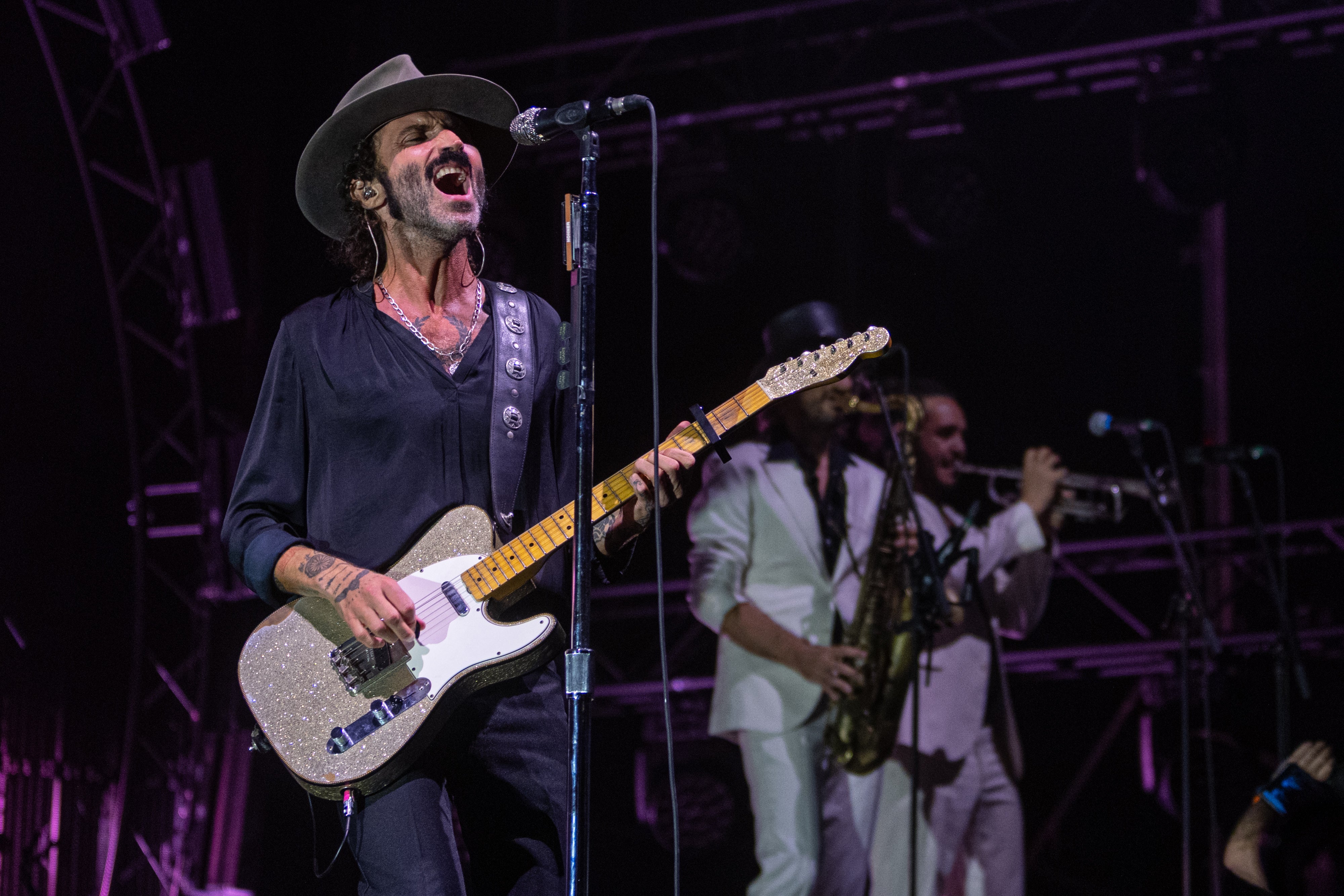 El concierto de Leiva en Granada, en imágenes