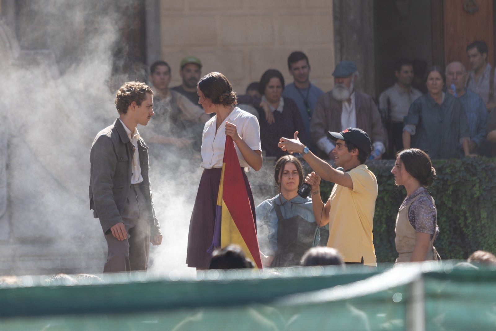 Las imágenes de los Javis en la Plaza de Santa Ana rodando para su nueva película