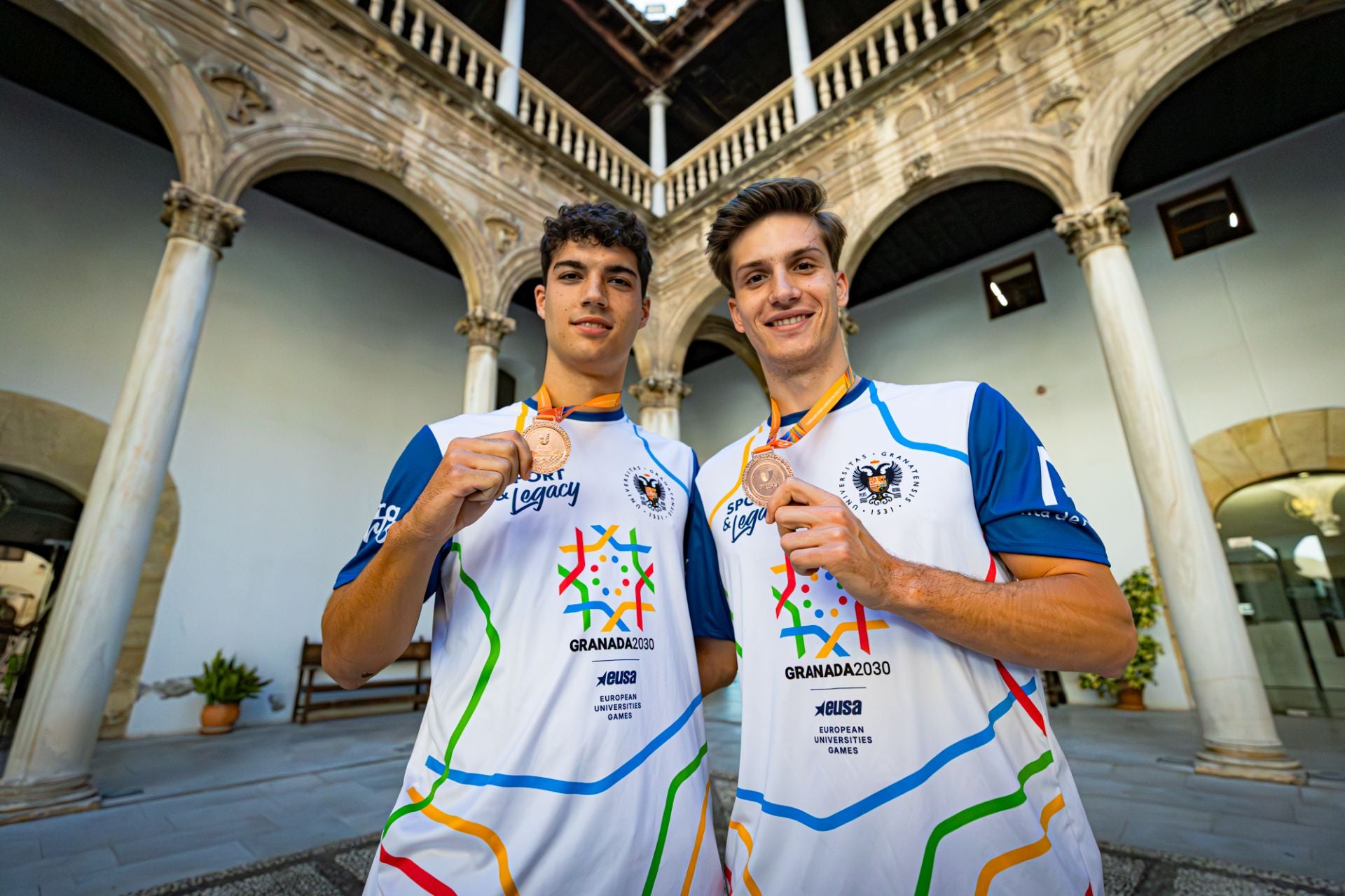 Nacho Antequera, a la derecha, junto a su hermano y compañero Bruno.