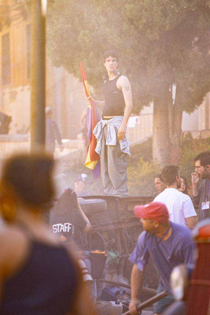 Las imágenes de los Javis en la Plaza de Santa Ana rodando para su nueva película