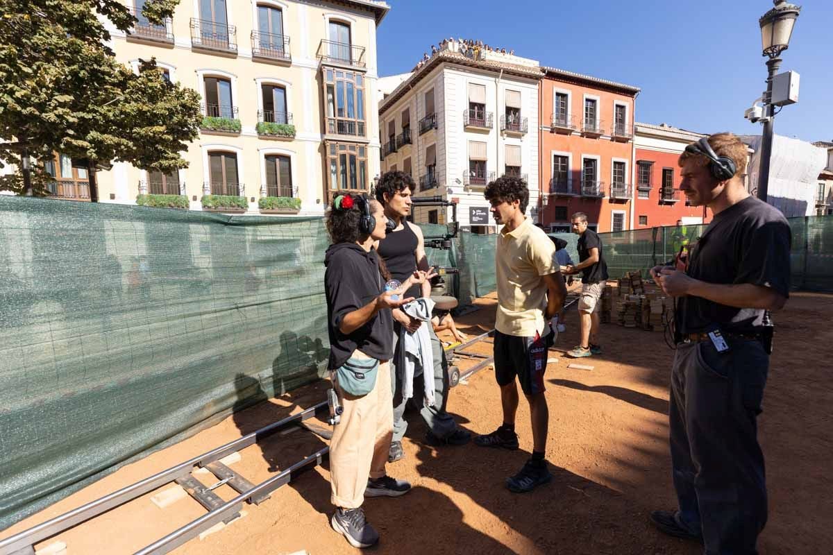 Dentro de 'La bola negra', una máquina del tiempo en Santa Ana