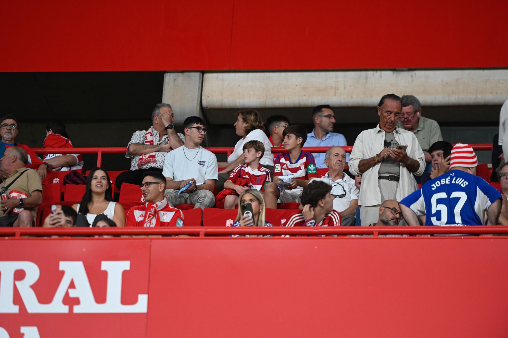 Encuéntrate en Los Cármenes durante el Granada-Real Sociedad B