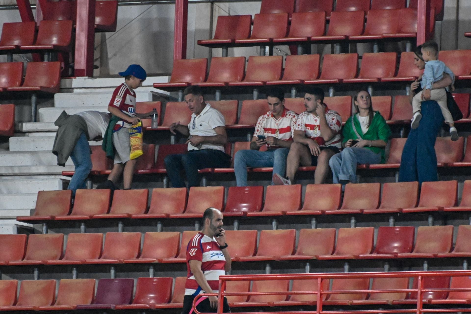 Encuéntrate en Los Cármenes durante el Granada-Real Sociedad B