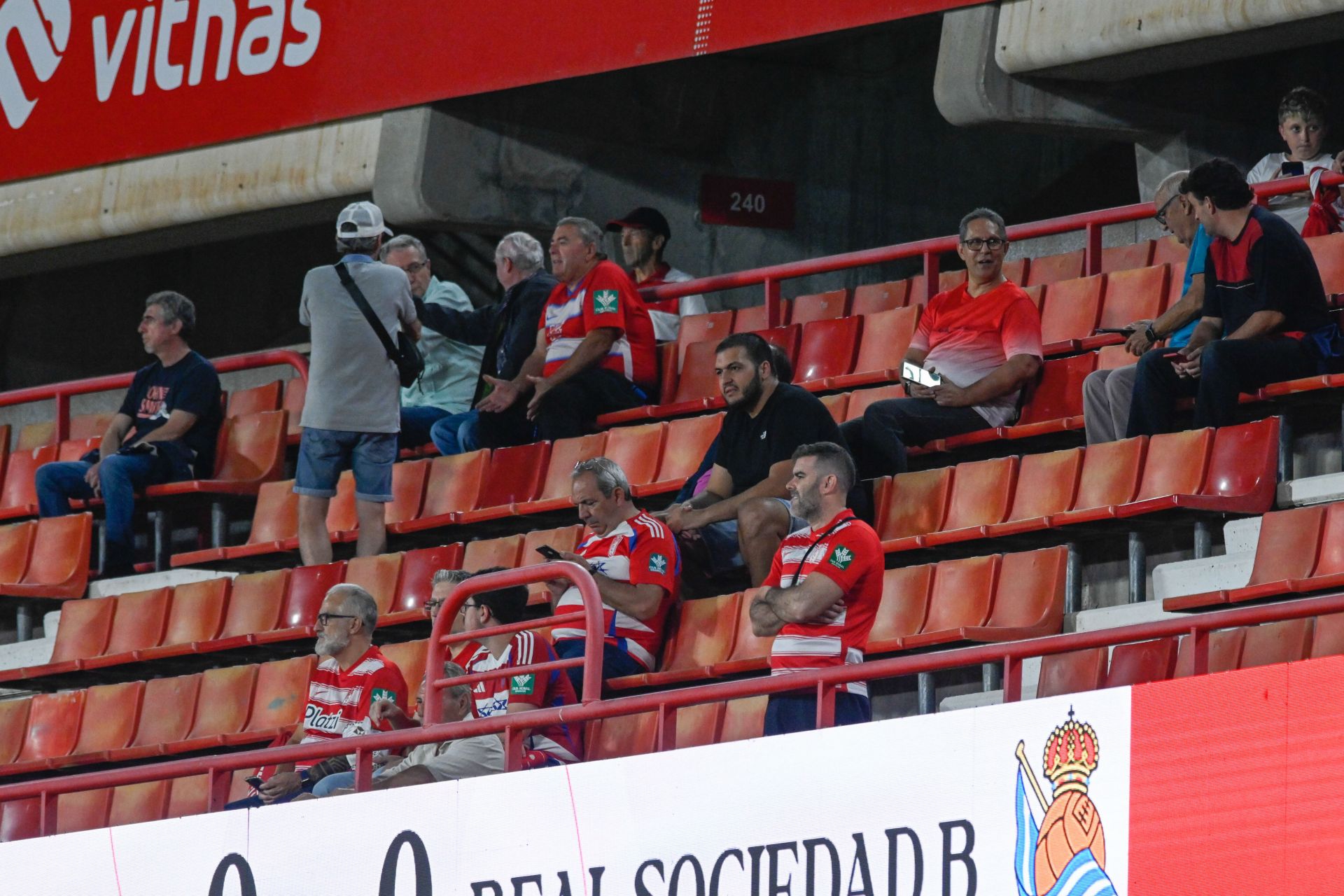 Encuéntrate en Los Cármenes durante el Granada-Real Sociedad B