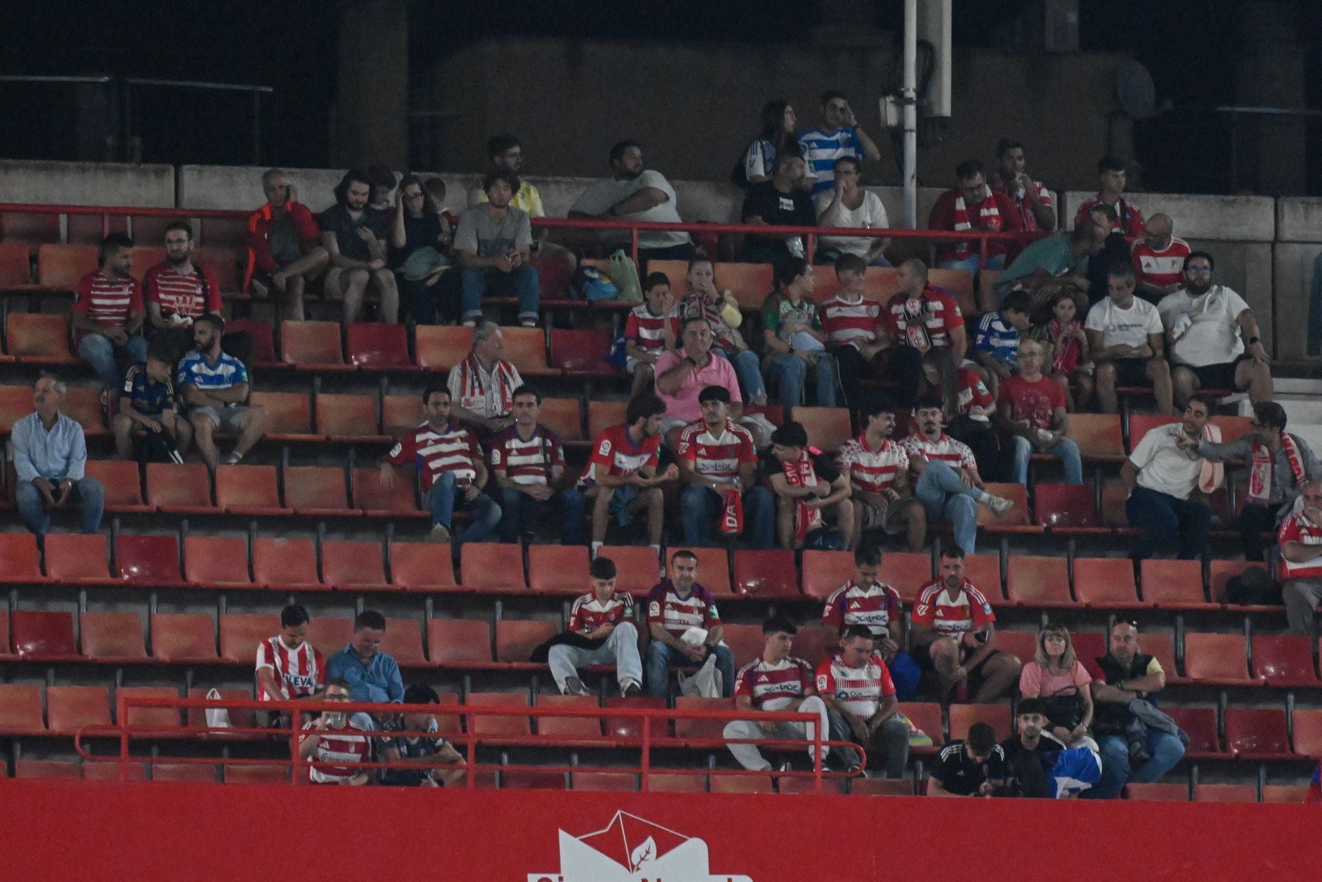 Encuéntrate en Los Cármenes durante el Granada-Real Sociedad B