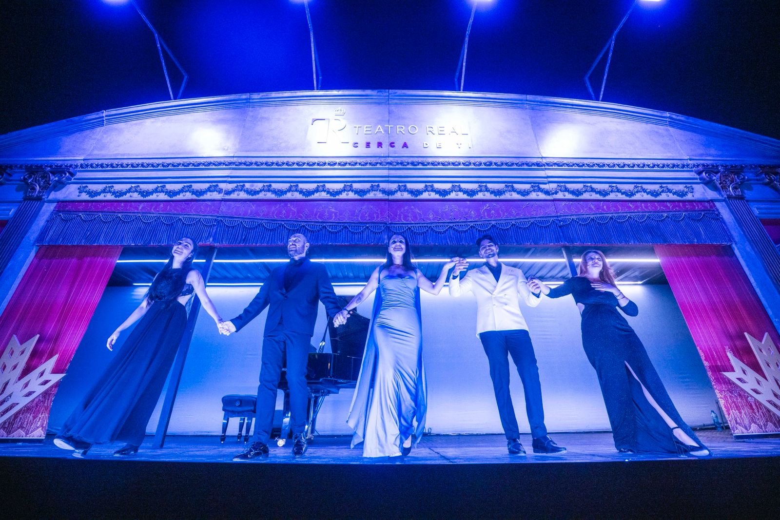 El Teatro Real conquista a miles de granadinos