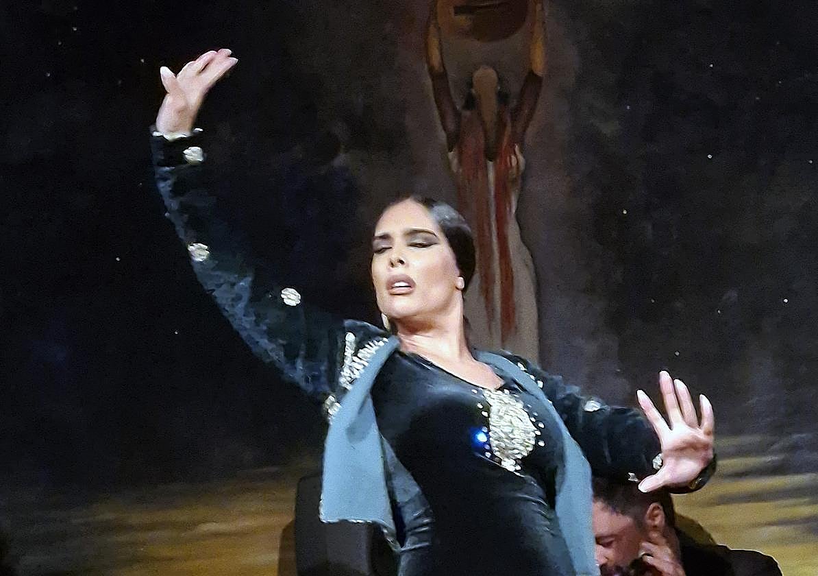 El baile por derecho de Alba Heredia