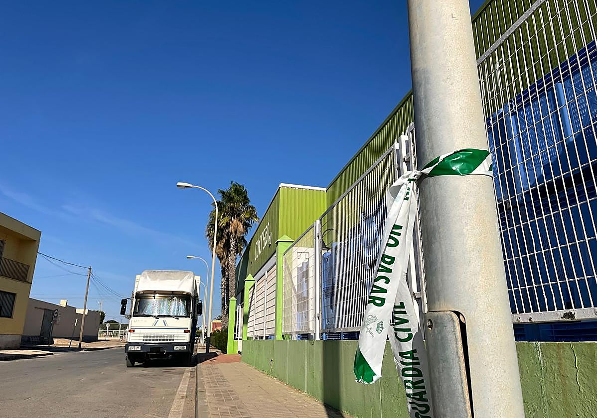 Calle Mirasol, donde se halló el vehículo y el cadáver de Antonio Campos la madrugada del lunes, 29 de septiembre.