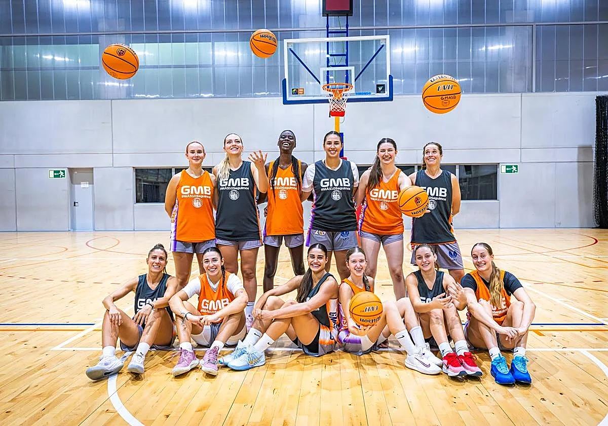 Sonriente plantilla del GmasB.