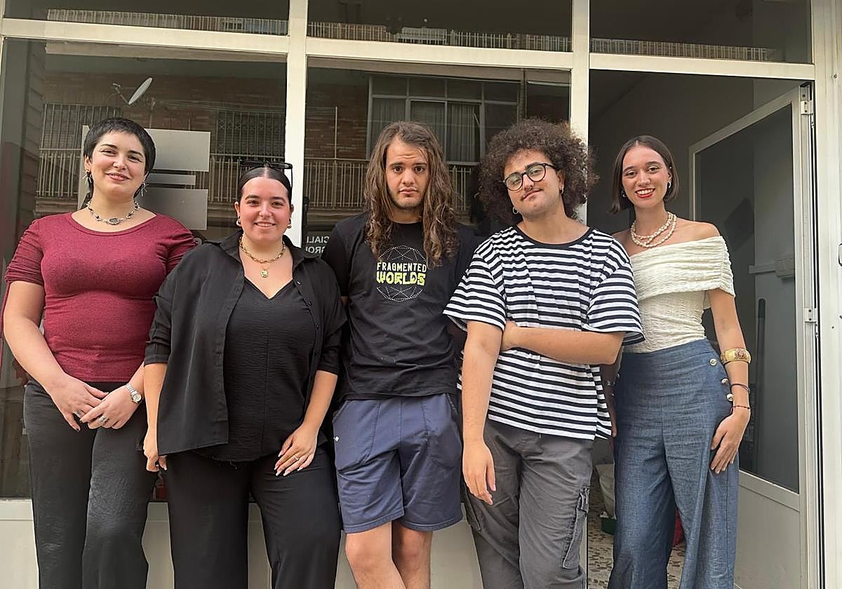 Julia Bolívar, Marta Lara, Ramón Serra, Devon Villegas y Lola González Prieto.