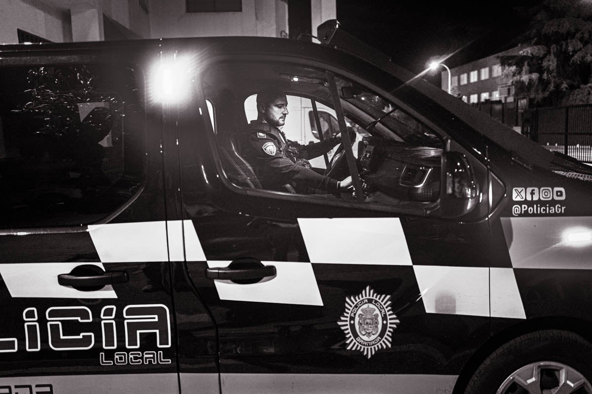 La patrulla, al detalle: una noche con la Policía Local de Granada