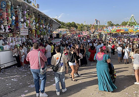 Ambiente este lunes en el recinto ferial.