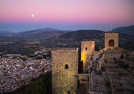 La ciudad de Jaén, a los pies del castillo de Santa Catalina.