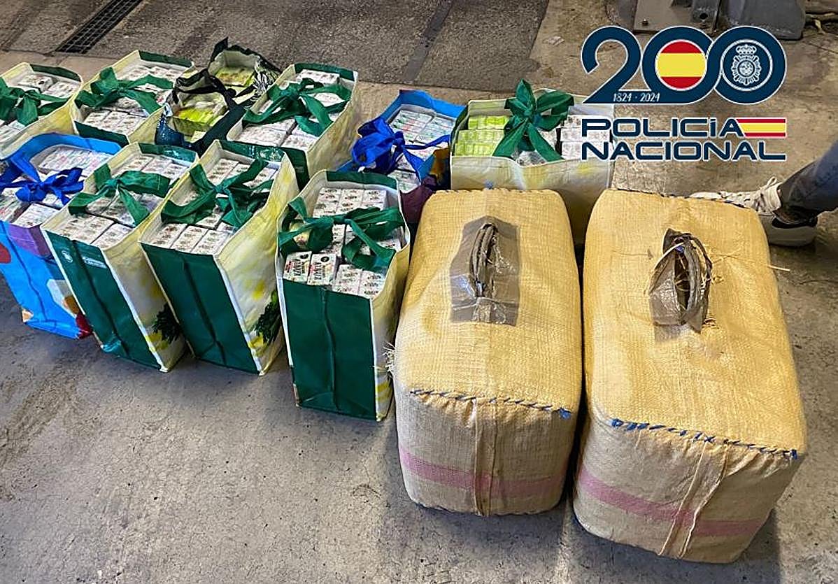 Sorprenden en Granada a un hombre de 47 años con el coche cargado con 325 kilos de hachís