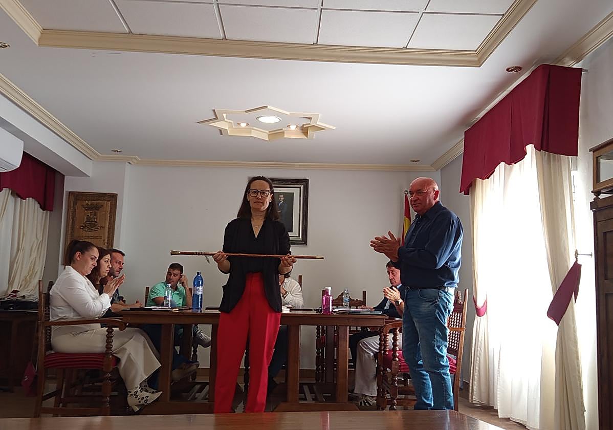 Estefanía Martínez ya es alcaldesa de Castilléjar.
