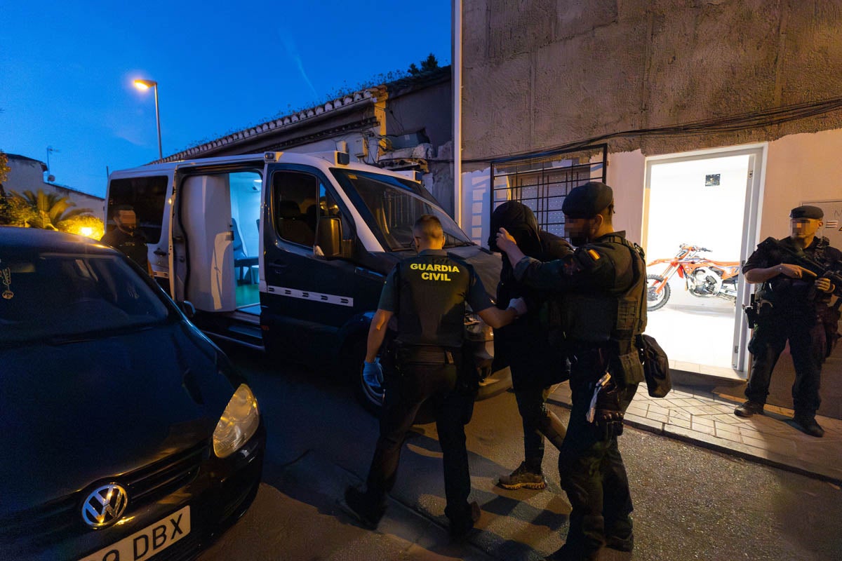 En primera persona: las imágenes de la gran operación antidroga en Granada
