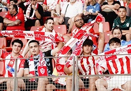 Aficionados del Almería en el UD Almería Stadium